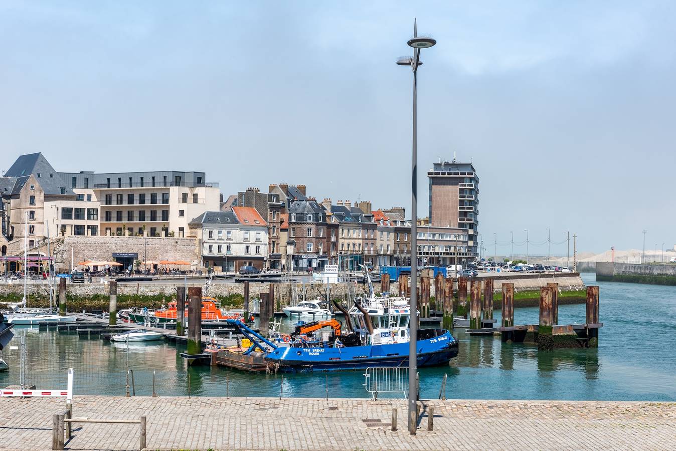Entire apartment, La Cale - Studio avec vue sur le port in Dieppe, Dieppe region