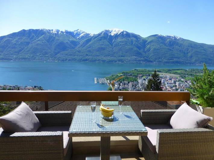 Ferienwohnung für 2 Personen, mit Pool und Sauna sowie Balkon und Seeblick am Lago Maggiore (Schweiz) - 2