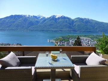 Ferienwohnung für 2 Personen in Orselina, Tessiner Alpen, Bild 1