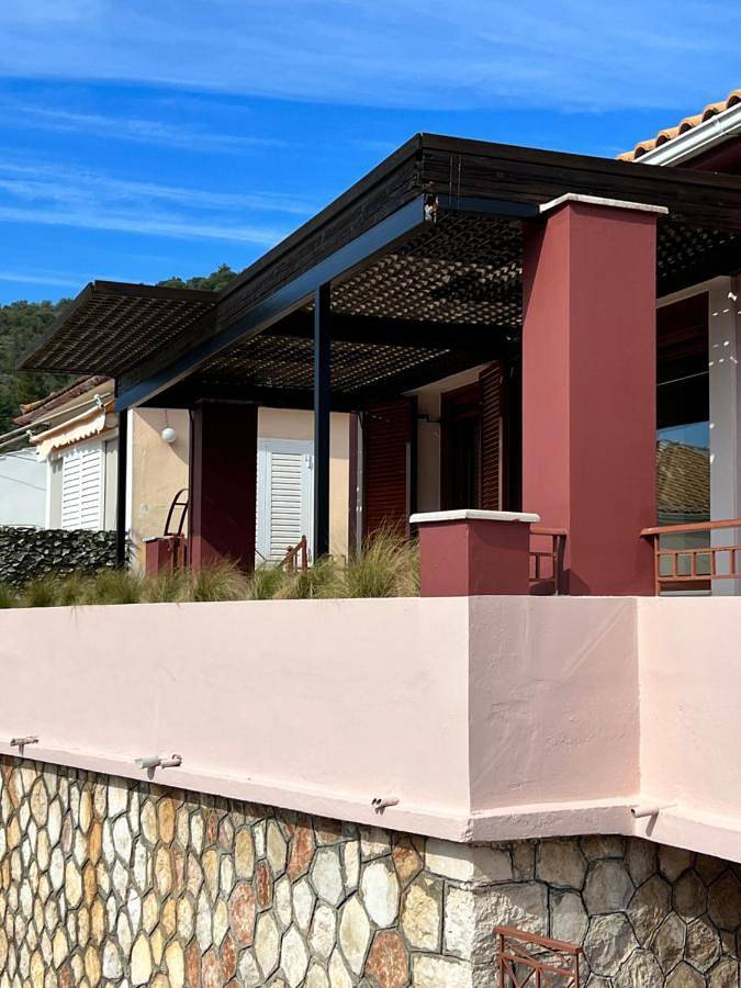 Location de vacances pour 6 personnes, avec jardin et vue, animaux acceptés dans Vathy - 2