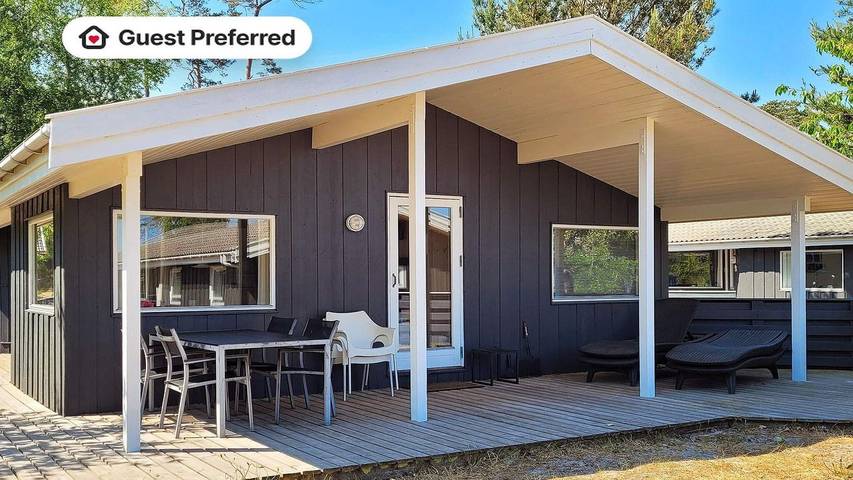 Ferienhaus für 8 Personen, mit Terrasse und Whirlpool sowie Sauna auf Bornholm