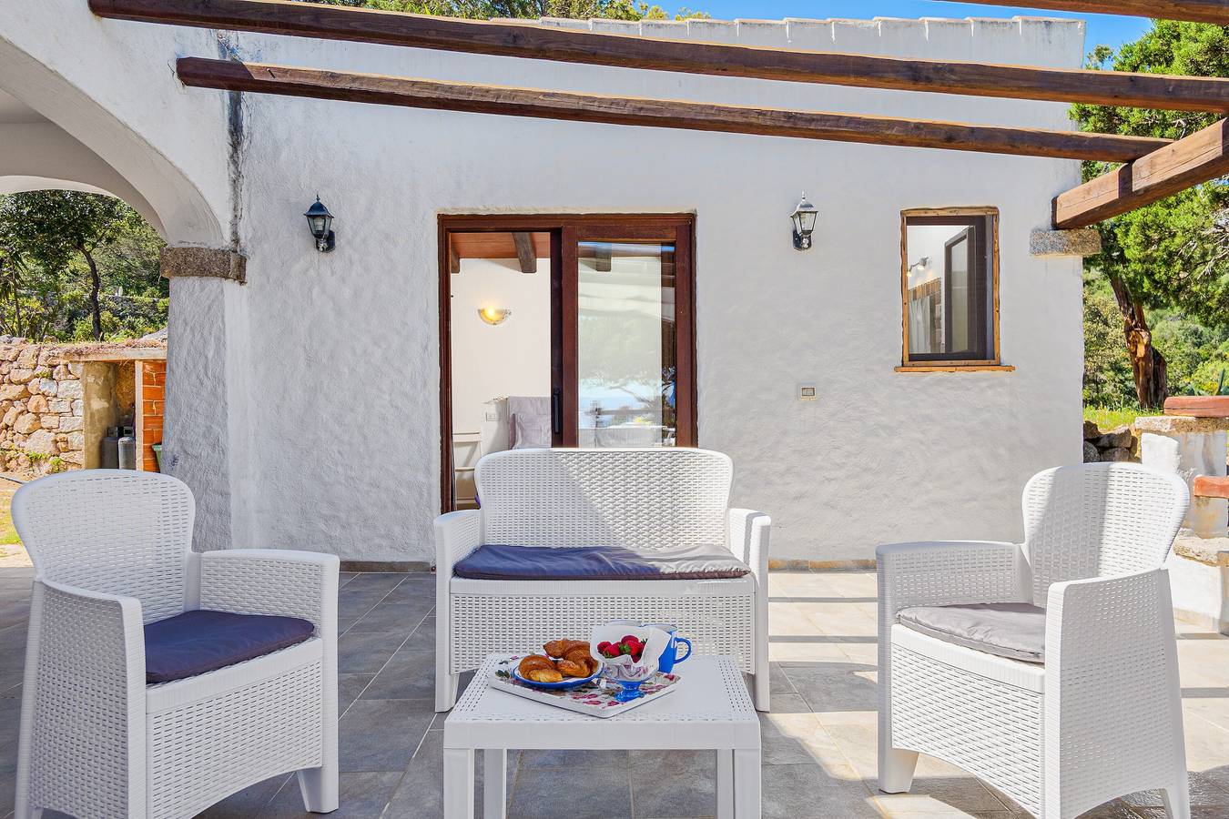 Casa Vacanze "Casa Relax Vista Mozzafiato" con Giardino & A/C in La Conia, Arzachena