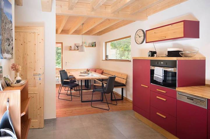 Ferienwohnung für 8 Personen, mit Terrasse und Garten sowie Sauna