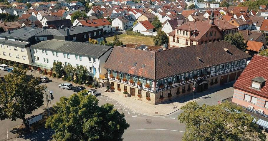 Hotel für 4 Personen, mit Terrasse und Pool sowie Sauna