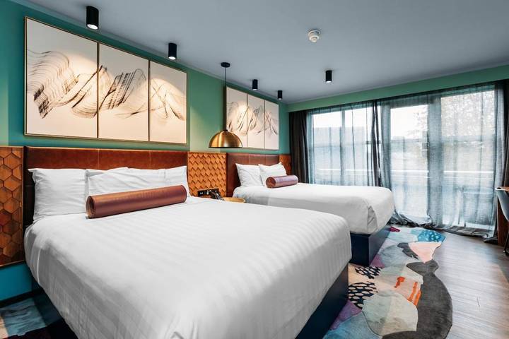 Hotel voor 4 personen, met tuin en zwembad in Auckland