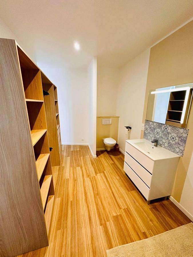 Appartement entier, One-Bedroom Apartment in Barbezieux-Saint-Hilaire, Charente