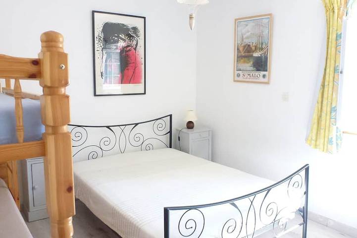 Location de vacances pour 4 personnes, avec jardin à Plévenon - 3