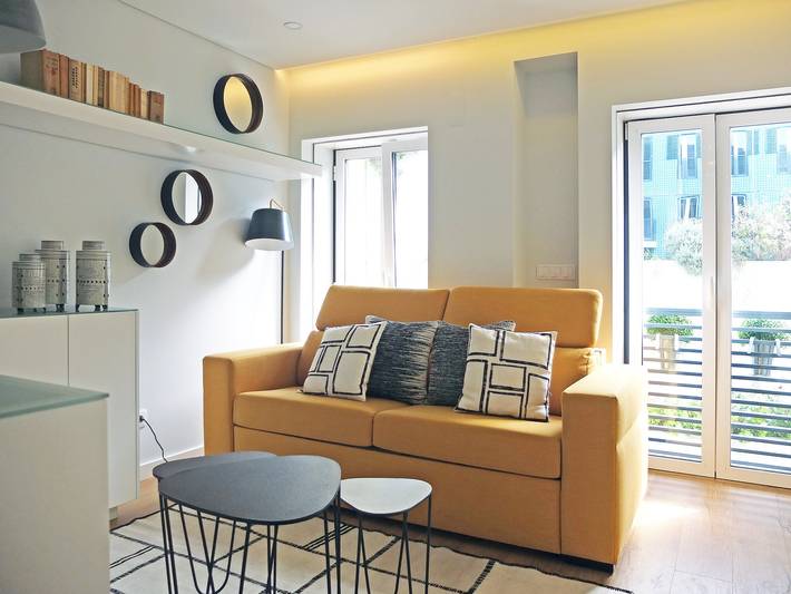 Apartamento entero, Apartamento 'Brand New Estrela Stylish Flat' con Wi-Fi y aire acondicionado in Lisboa, Costa de Lisboa