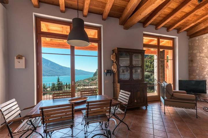 Villa für 4 Personen, mit Seeblick und Ausblick sowie Garten am Gardasee - 4