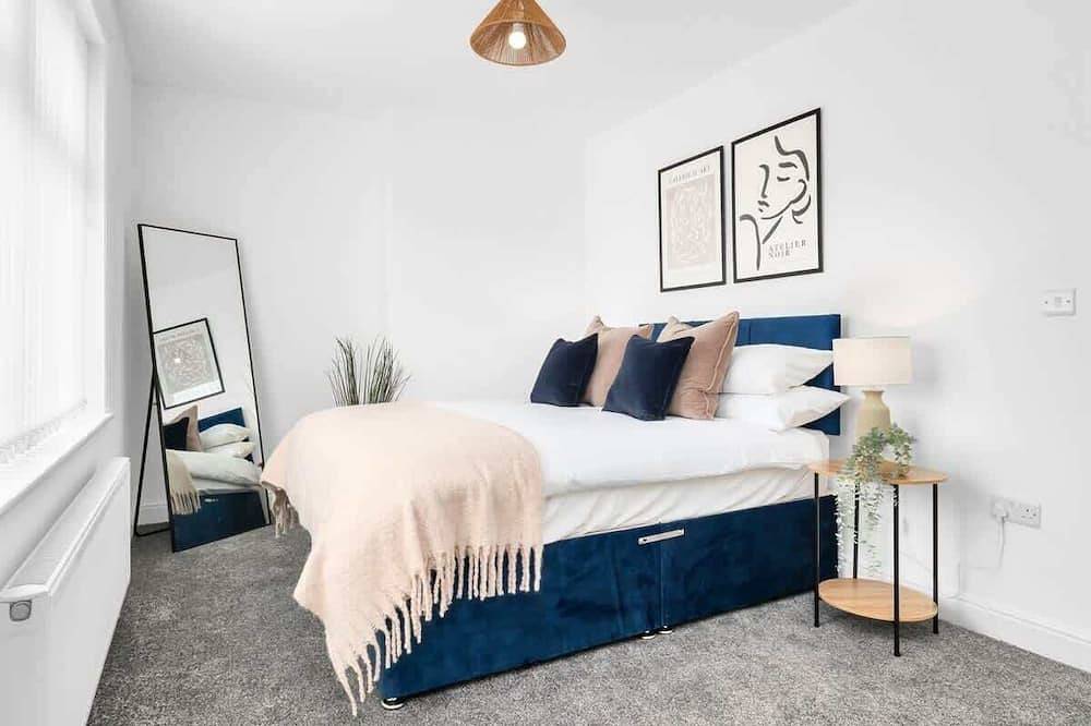 Stanley House Summary in Stoke-on-Trent, Midlands