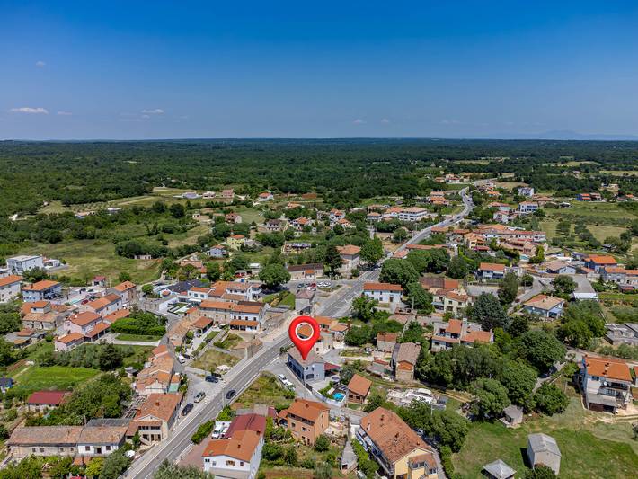 Location de vacances pour 6 personnes, avec terrasse et piscine, animaux acceptés à Loborika - 2