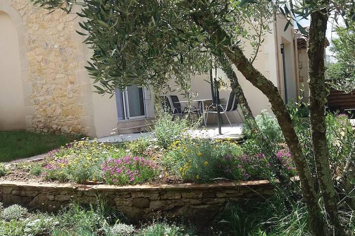 Gîte pour 4 personnes, avec jardin