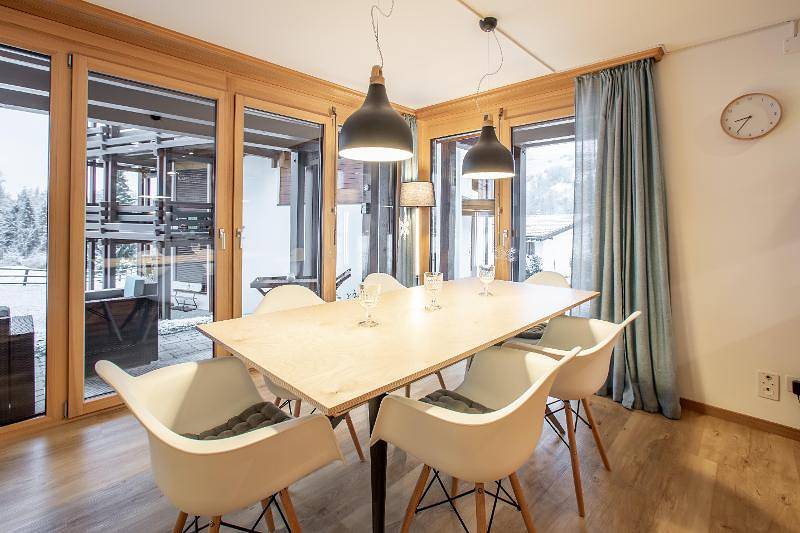 Ganze Ferienwohnung, Casa Radiras - 4.5 Zimmerwohnung, 85m2 für max. 6 Personen in Laax Dorf, Laax