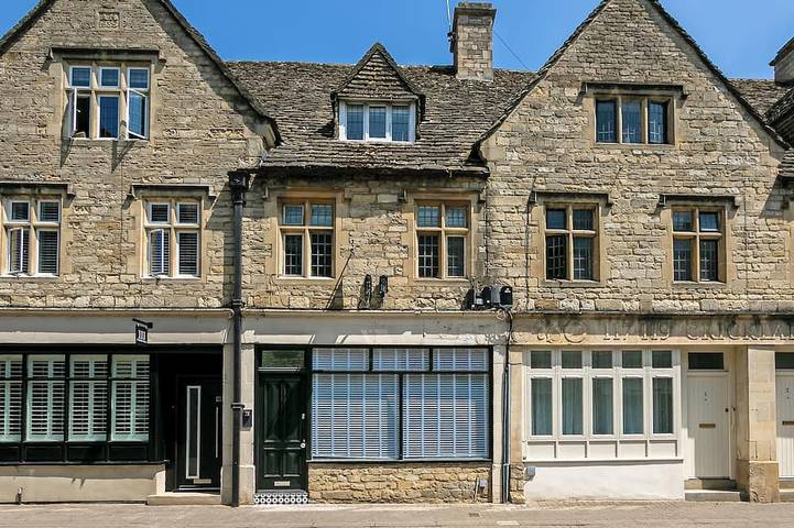 Holiday home for 8 people in Cirencester