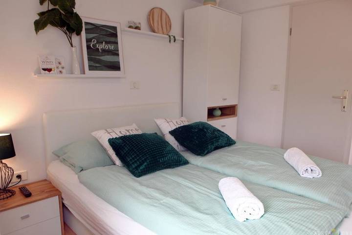 Ferienwohnung für 3 Personen, mit Garten in Portoroz - 4