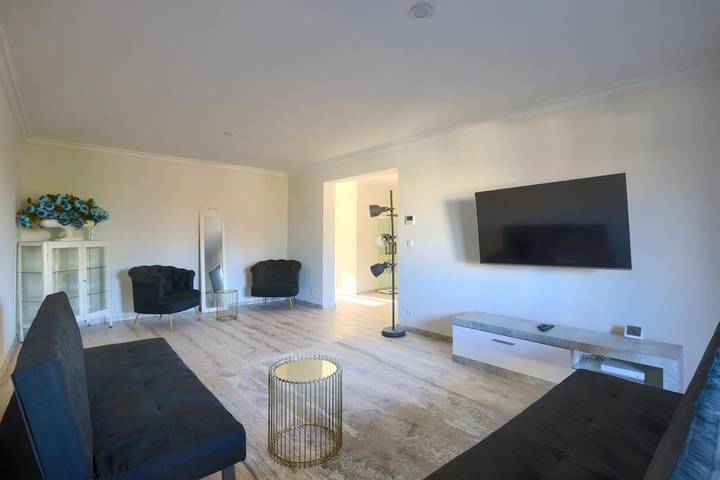 Ferienhaus für 8 Personen, mit Ausblick und Terrasse, mit Haustier
