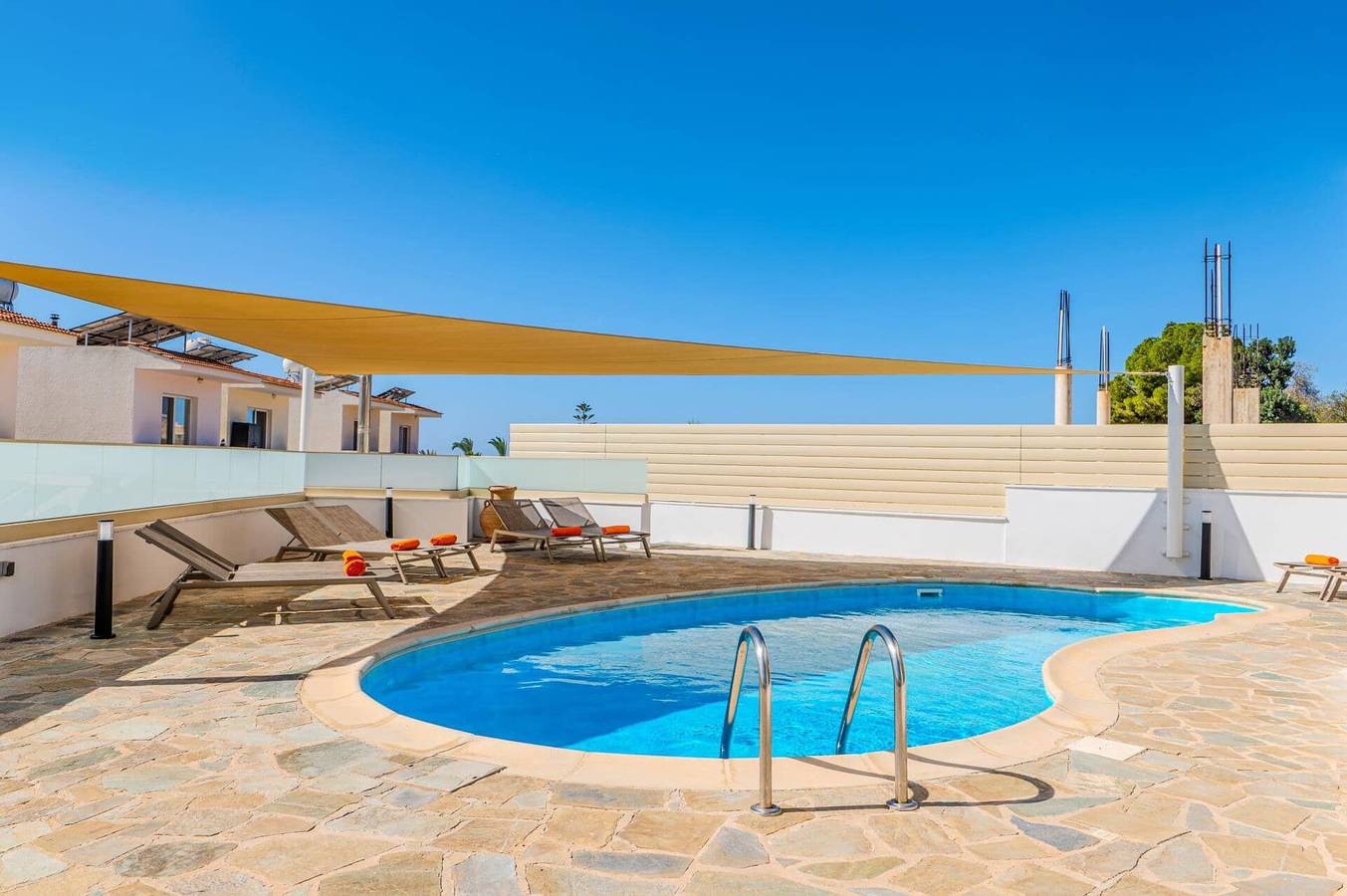 Villa für 8 Personen mit Garten in Peyia, Südzypern