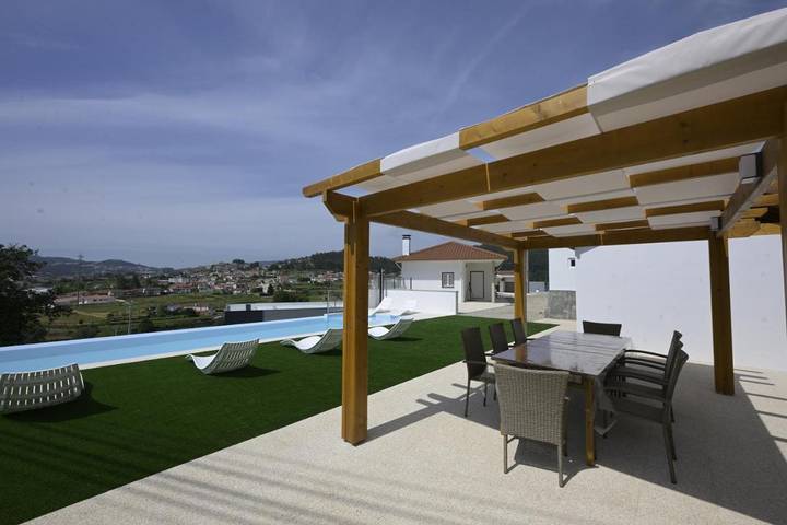 Casa rural para 6 personas, con Terraza y Jardín además de Piscina y Vistas en Vale de Cambra - 2