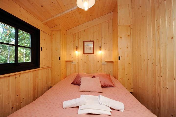 Location de vacances pour 7 personnes, avec piscine ainsi que terrasse et jardin, adapté aux familles à Sillé-le-Philippe - 2
