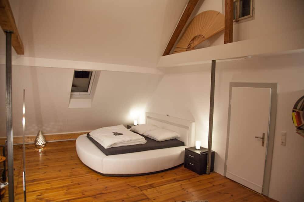 Ganze Wohnung, Gemütliches Dachgeschoss-Apartment, 60m² in Fulda, Rhön-Hessen