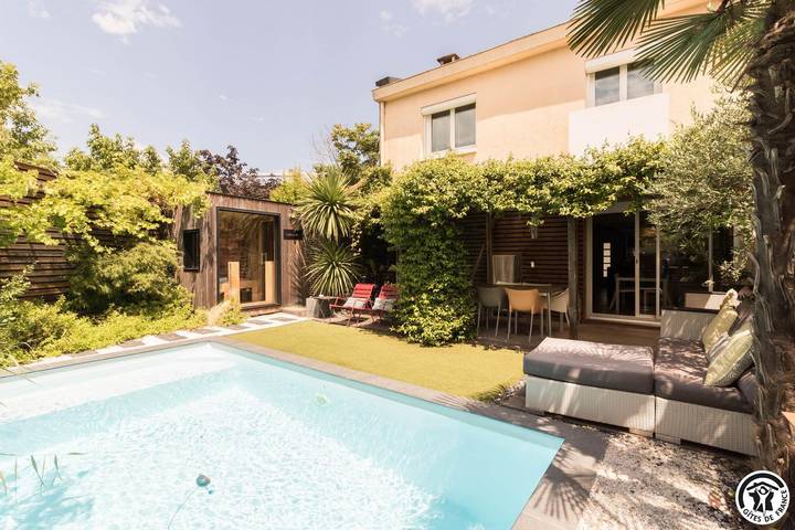 Casa de huéspedes para 8 personas, con Terraza y Jardín además de Piscina y Sauna en Toulouse