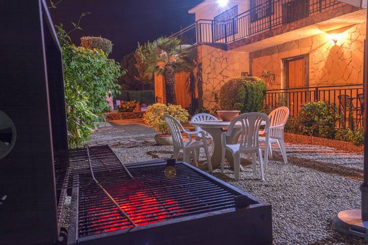 Casa rural para 10 personas, con jardín en Massanet de la Selva - 4