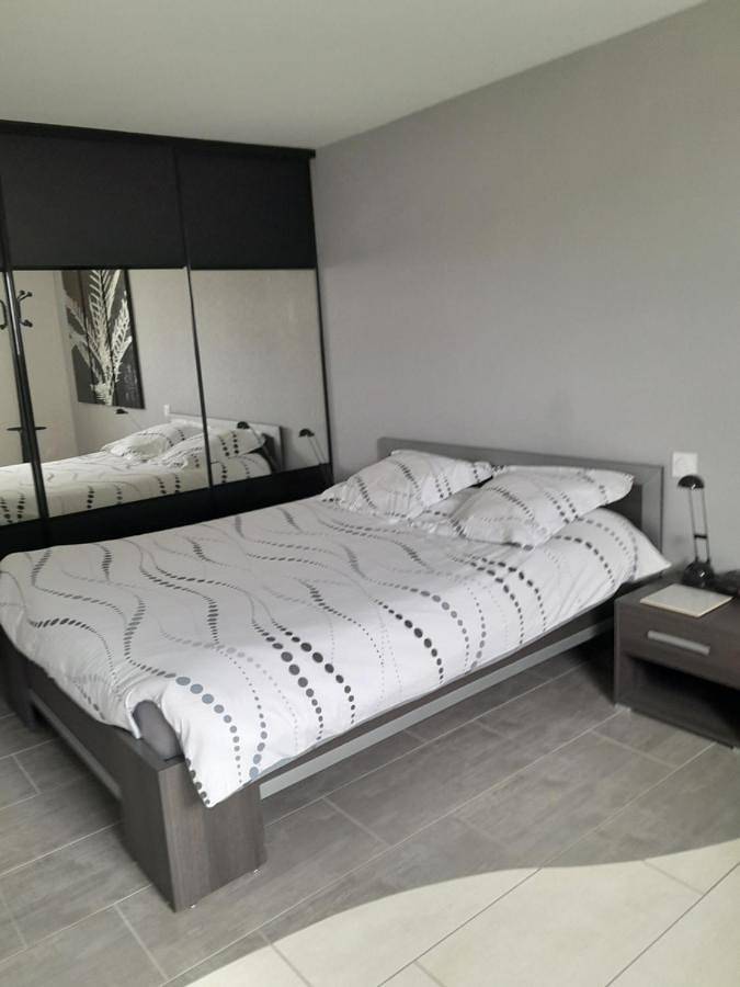 Appartement entier, One-Bedroom Apartment in Le Russey, Jura Francais