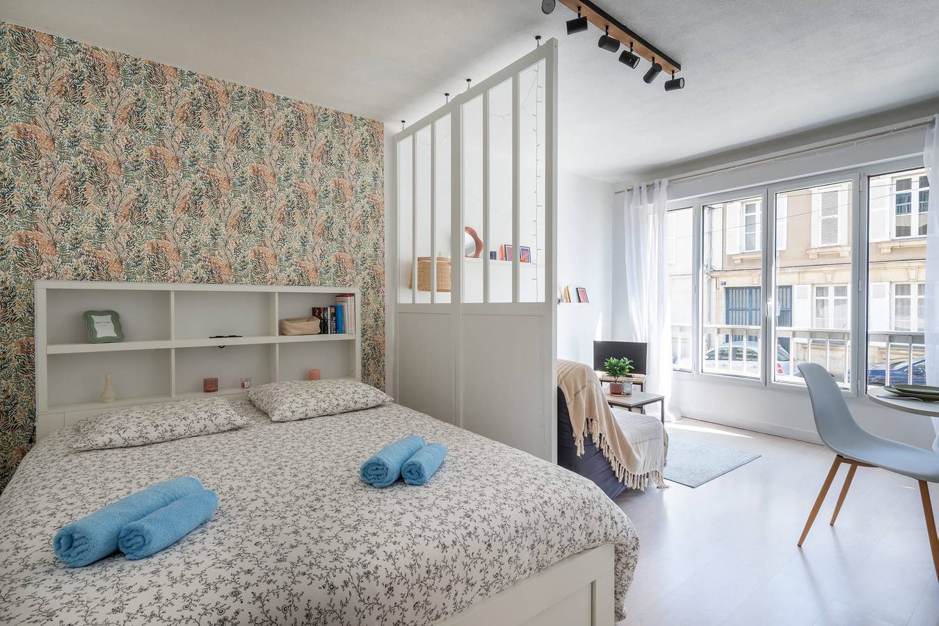 Entire studio, L'Evain - Proche centre-ville et gare in Angers, Angers region