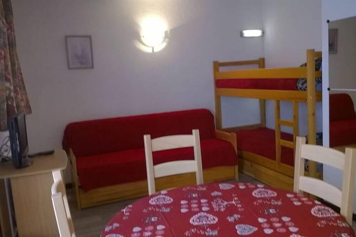 Gîte pour 4 personnes, avec Balcon dans Office De Tourisme Des Contamines Montjoie