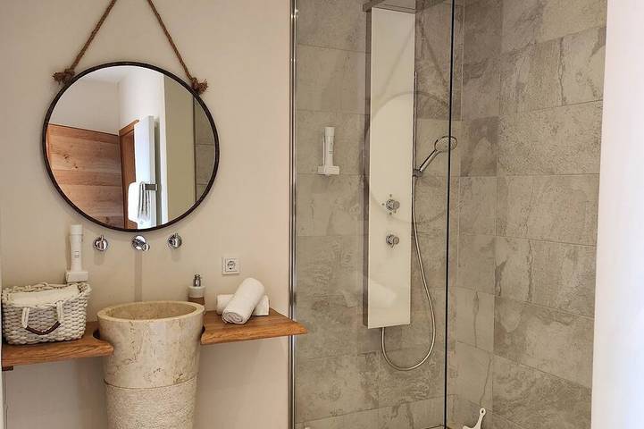 Chalet für 4 Personen, mit Whirlpool und Sauna sowie Pool in Schmallenberg - 4