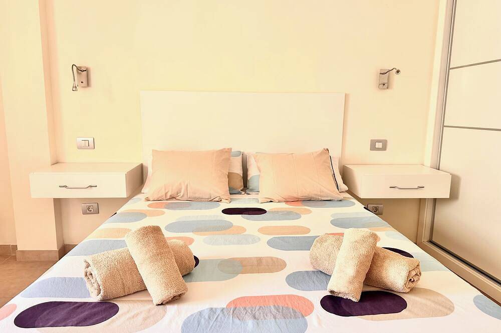 Entire apartment, Pambnb – Bajamar Seaside Retreat in Bajamar, San Cristóbal de La Laguna