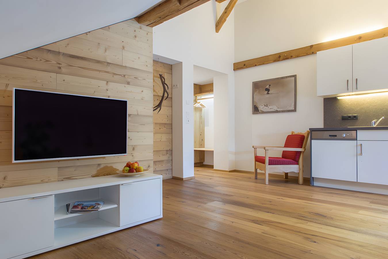 Entire apartment, Apartment 'Hangspitz' with Shared Garden and Wi-Fi in Mellau, Bregenz Forest