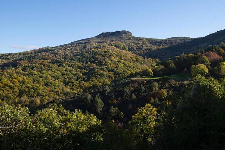 Location de vacances pour 7 personnes, avec Terrasse et Jardin à Ajoux - 3