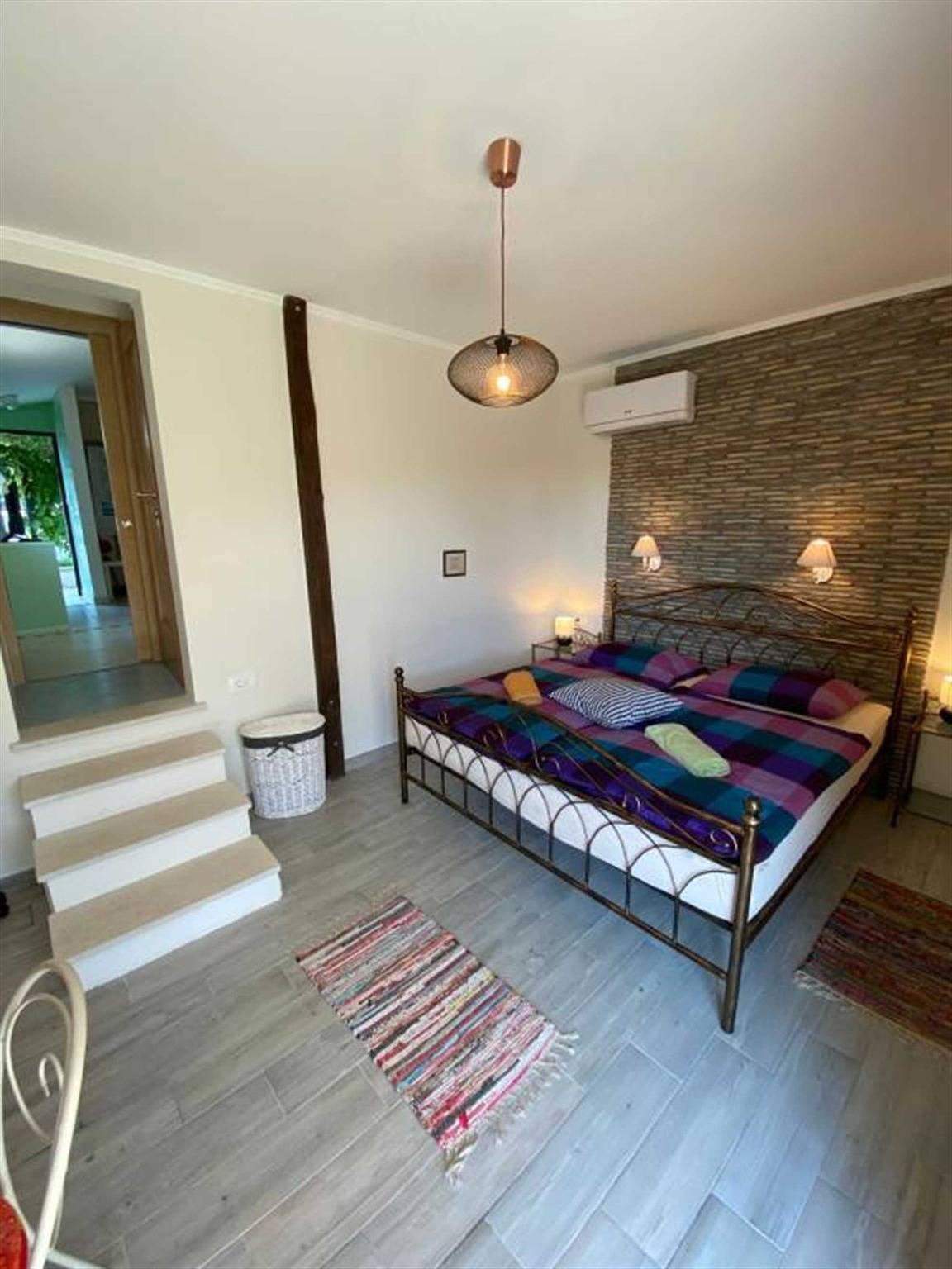 Ganze Wohnung, Ferienwohnung für 2 Personen mit Terrasse in Piran, Slowenische Riviera