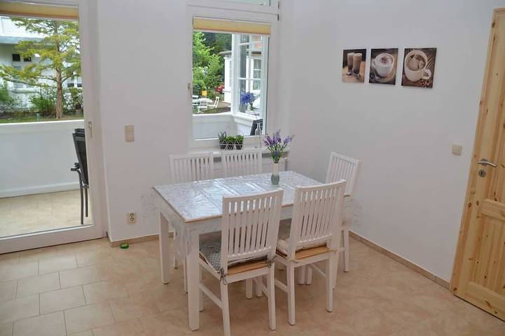 Villa für 6 Personen, mit Balkon in Binz