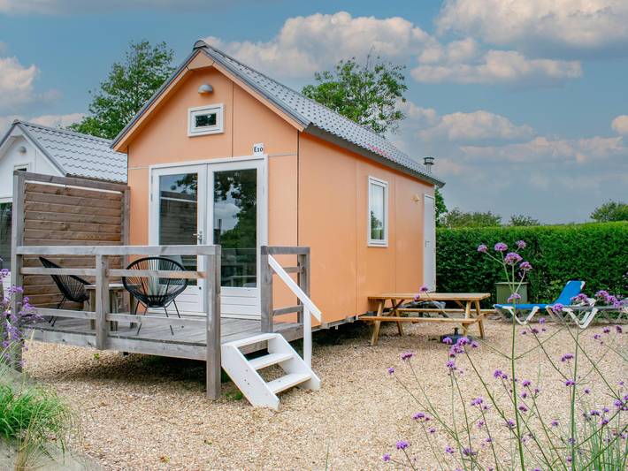 Ferienhaus für 4 Personen, mit Balkon und Terrasse sowie Garten in Ellemeet