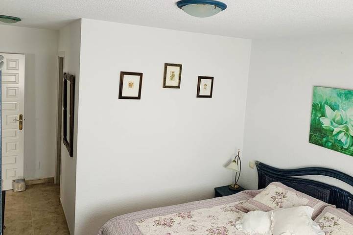 House overlooking the Bay of La Herradura and optional naturist pool. Relax. in Almuñecar, Costa Tropical