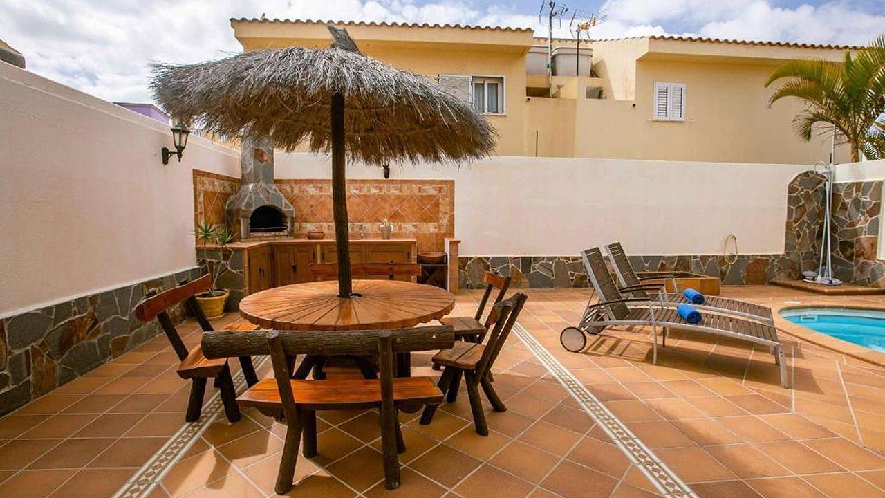 Chalet para 6 personas con piscina in Corralejo, La Oliva