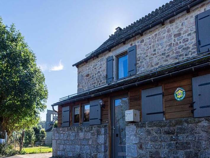 Gîte pour 6 personnes, avec terrasse et piscine, animaux acceptés dans La Fage-Saint-Julien - 2