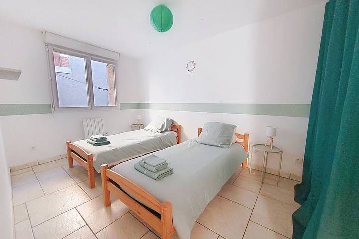 Location de vacances pour 4 personnes, avec jacuzzi ainsi que jardin et balcon à Thézan-lès-Béziers - 4