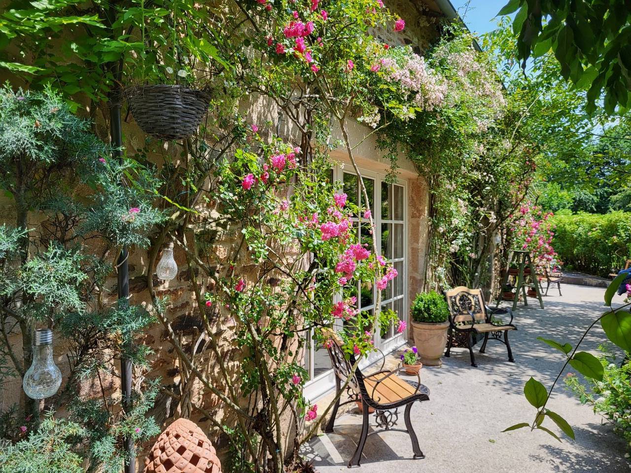 Les Causeries du Monde, maison d'hôtes de charme - Chambre Mûre in Chamboulive, Région de Tulle