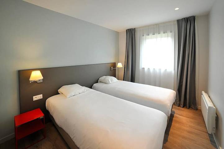 Location de vacances pour 6 personnes, avec terrasse et jardin dans Golf de la Palmyre - 2