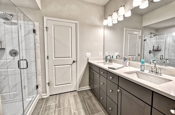 Beach rental for 12 people, with balcony and pool as well as hot tub in Delaware