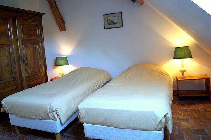 Gîte pour 8 personnes, avec jardin à Pouillé - 2