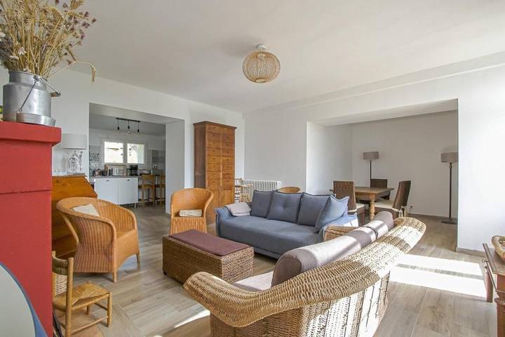 Location de vacances pour 11 personnes, avec Terrasse et Jardin à Tierceville