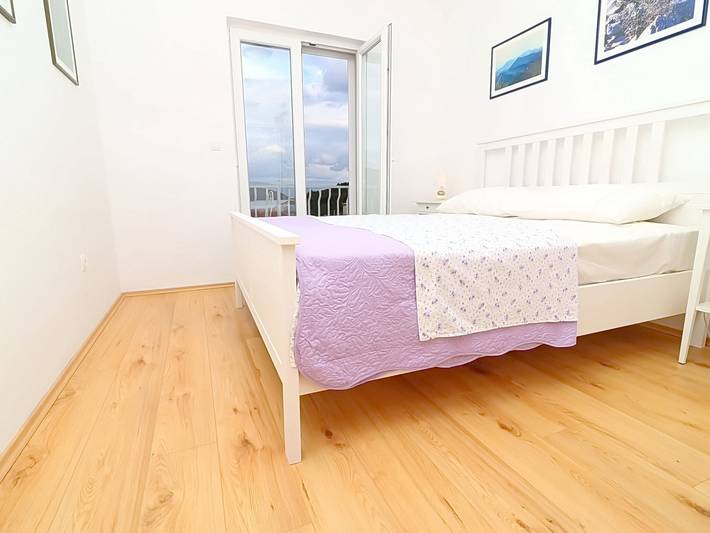 Ganze Wohnung, Apartments Nodilo - Comfort One Bedroom Apartment with Balcony and Sea View (Apt 3) in Mljet