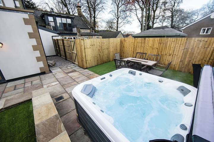 Glamping for 3 people, with garden and terrace in Buxton