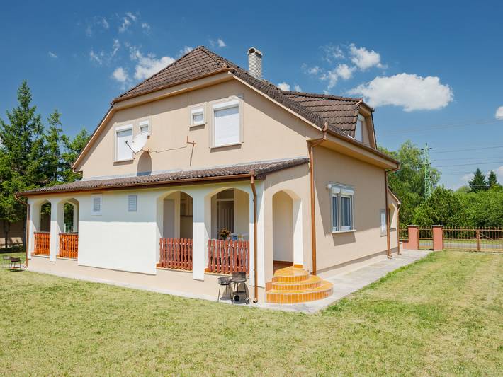 Ferienwohnung für 5 Personen, mit Terrasse und Garten am Balaton - 2