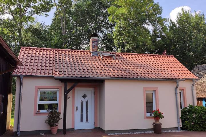 Ferienwohnung für 2 Personen, mit Garten und Terrasse in Byhleguhre-Byhlen