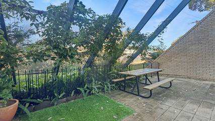 Holiday Letting for 4 People in Broulee, New South Wales, Photo 2